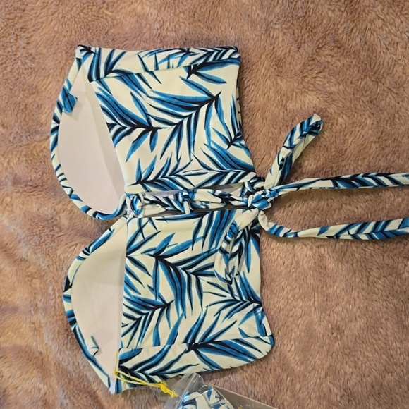 NWT SHORE & SHADE Bikini Top 34DD-36D - Picture 3 of 6
